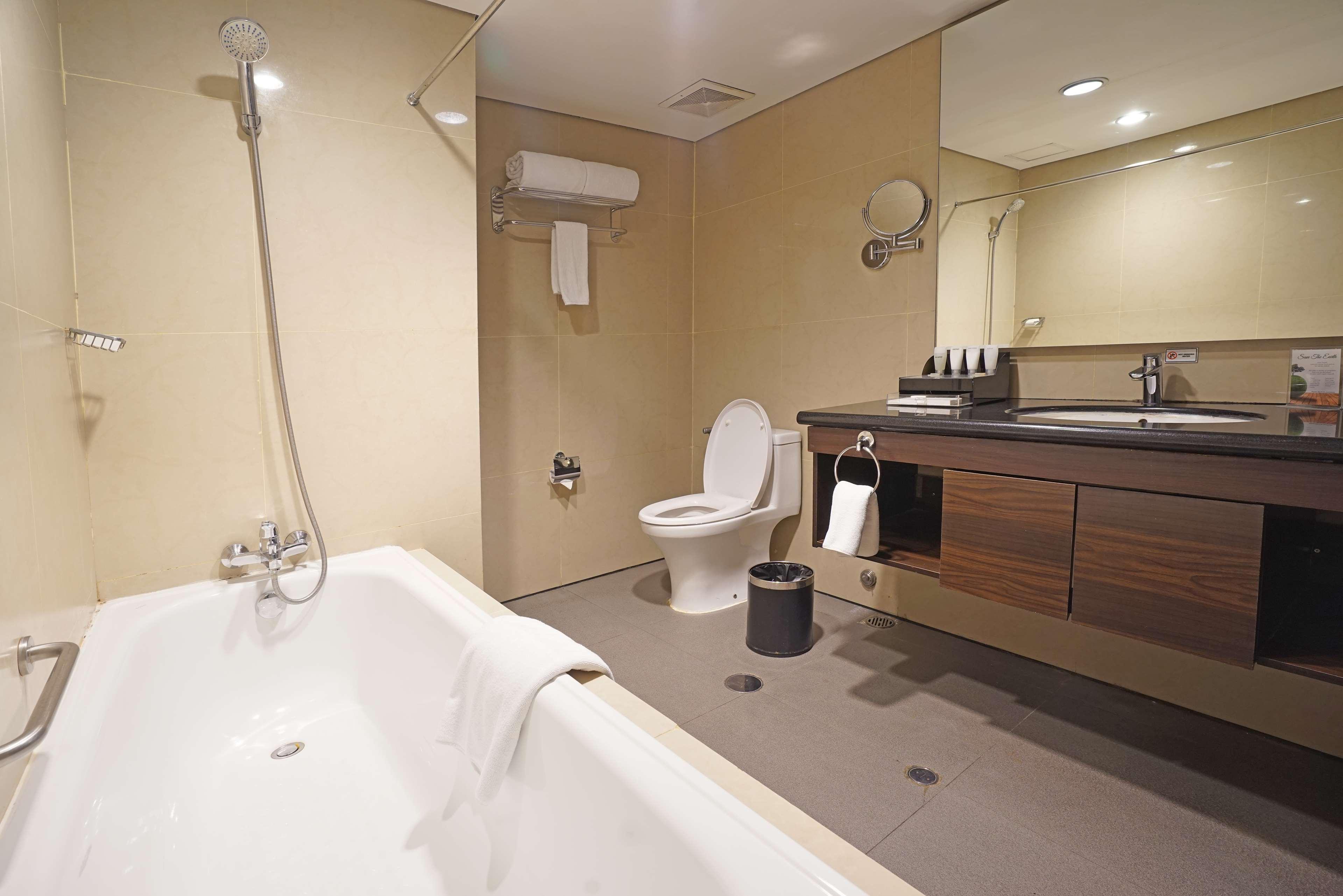 Best Western Premier The Hive Yakarta Exterior foto