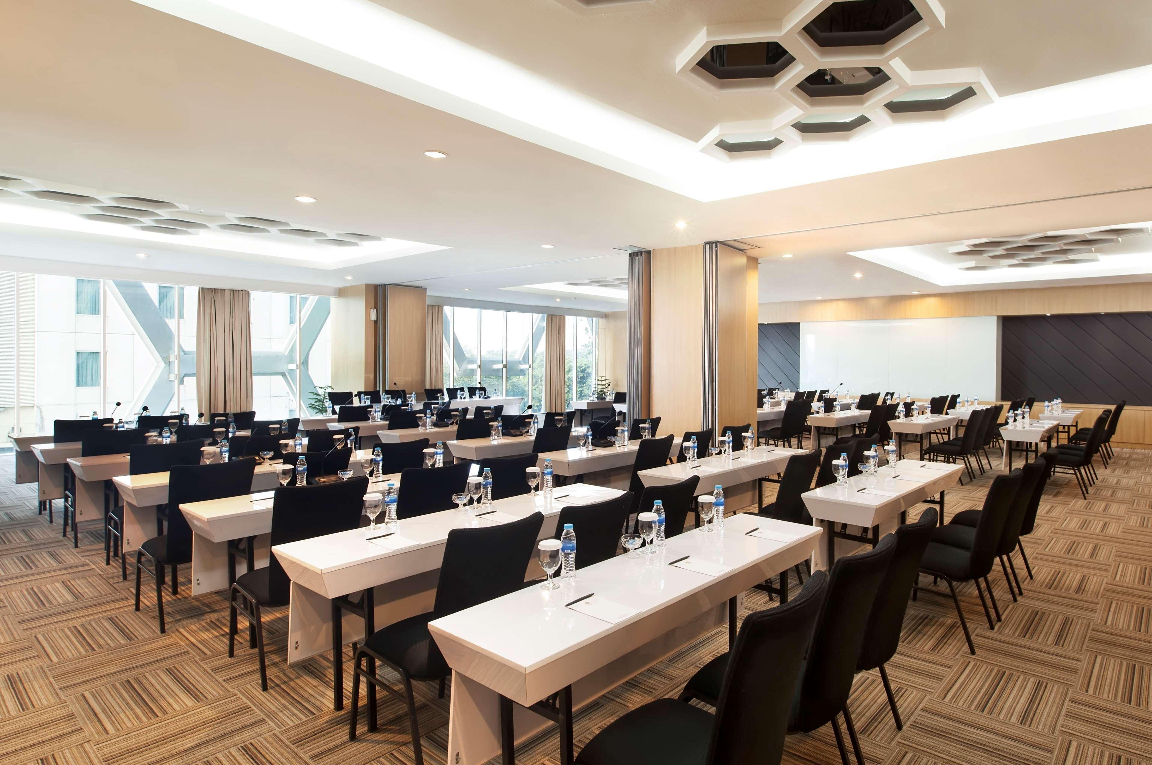 Best Western Premier The Hive Yakarta Exterior foto